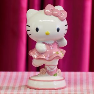 Hello Kitty Dancing Queen Figurine