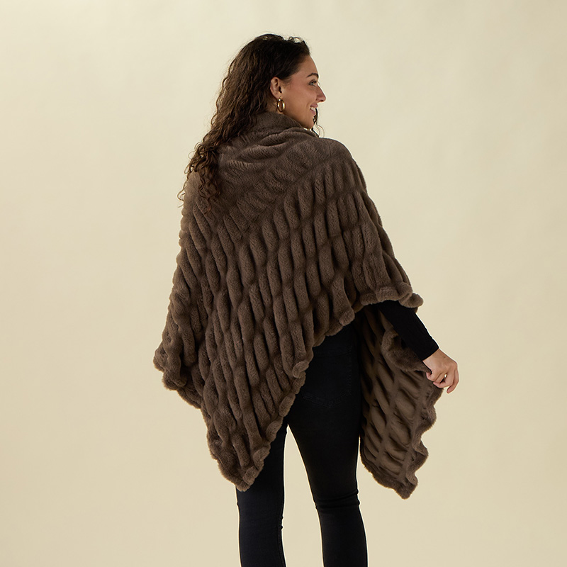 892924-2.jpg