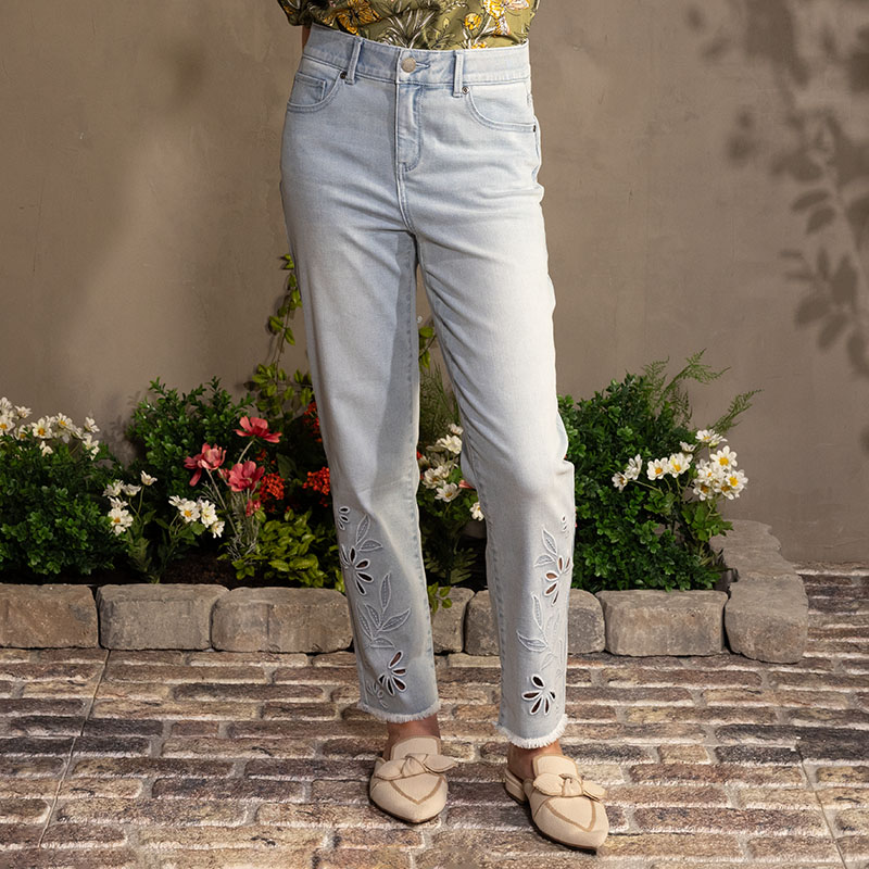 900674-0.jpg